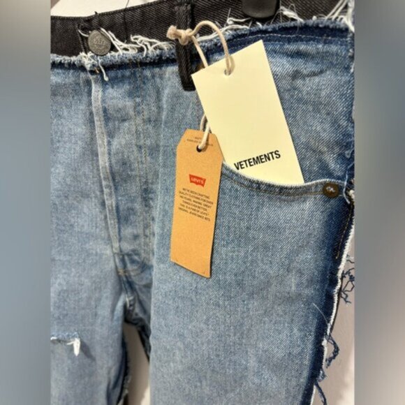 LEVI x VETEMENTS JEANS COLLAB- RECONSTRUCTED DENIM - Picture 4 of 13